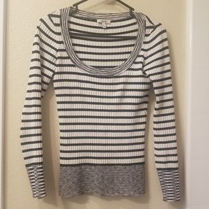 Cache Black & White Sweater material Top